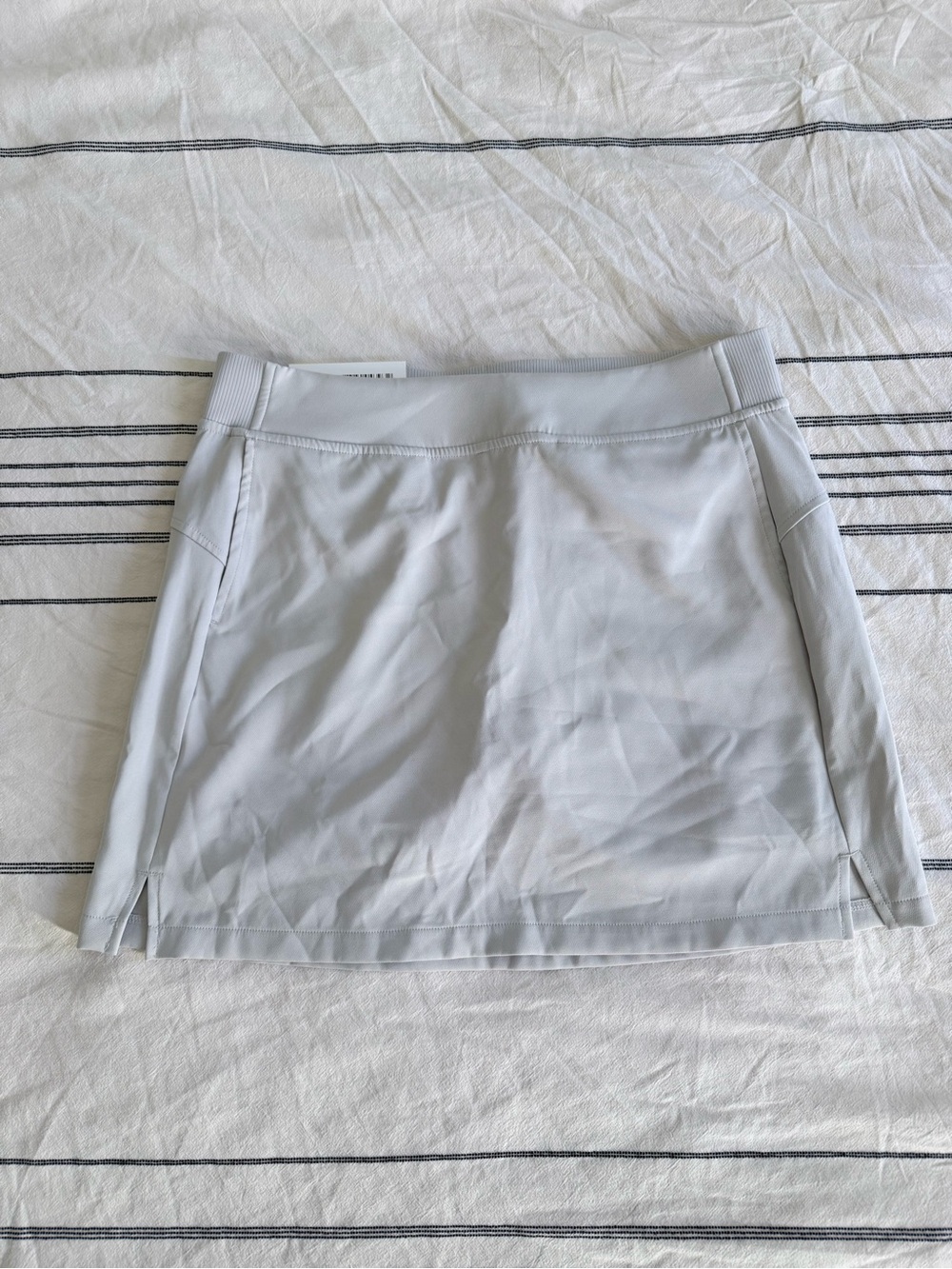 NWT 32 Cool Skort